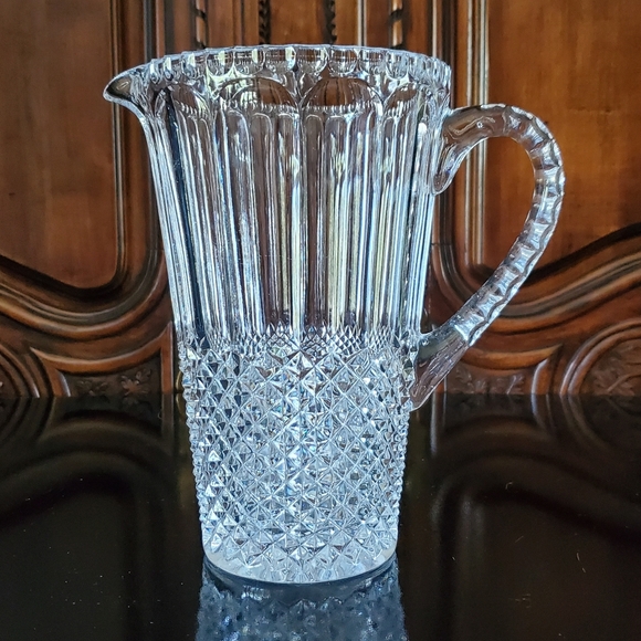 40oz Crystal 💎 Diamond Point Clear Pitcher - Picture 13 of 13